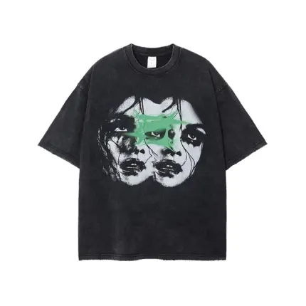 Футболка "TWO- FACED GIRL"