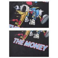 Чорна футболка «Show me the money» зі 100% бавовни з яскравим принтом і написом на передній частині.