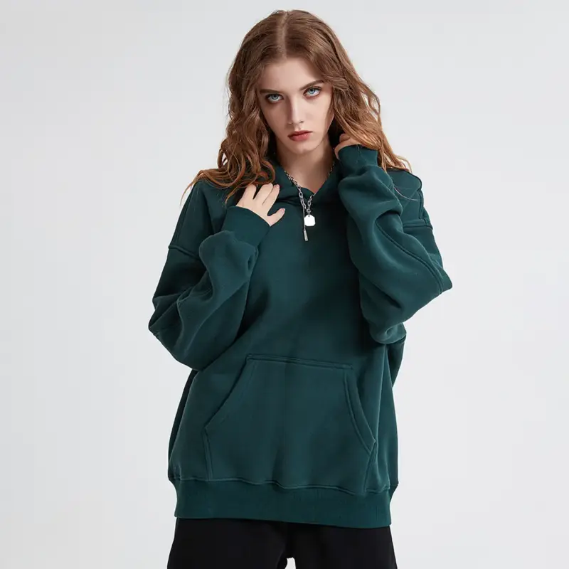Об’ємне худі Oversize «Texas» із м'якої 100% бавовни. Модель має капюшон, кишеню-«кенгуру» та еластичні манжети для максимального комфорту.