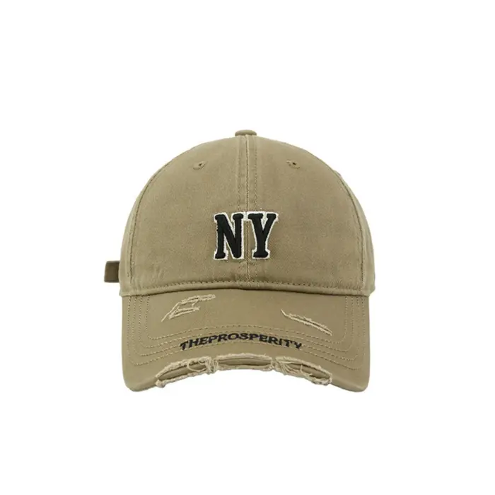Бейсболка «New York» у вінтажному стилі з вишивкою «NY» та ефектом потертості. Доступна в семи кольорах.
