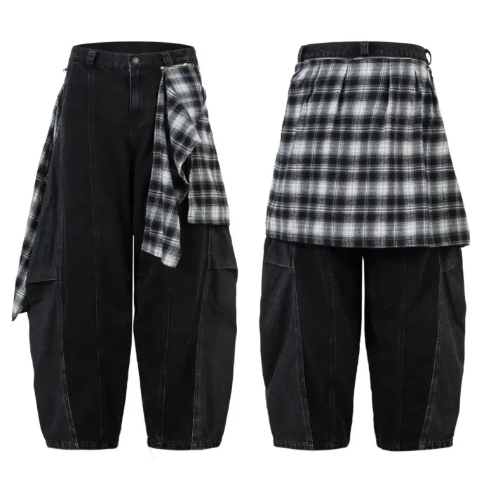 Чорні джинси Shadow Flannel з широким кроєм і вшитою картатою фланелевою вставкою, вигляд спереду та ззаду
