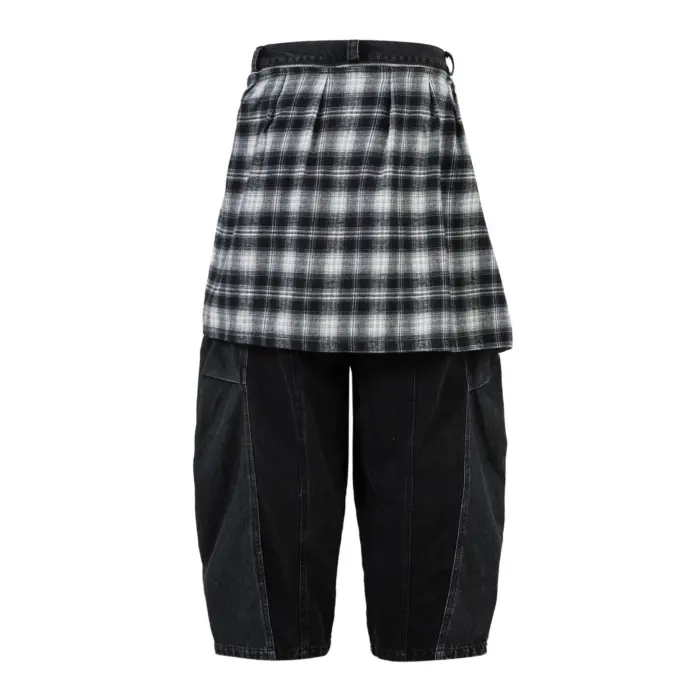 Чорні джинси Shadow Flannel з широким кроєм і вшитою картатою фланелевою вставкою, вигляд спереду та ззаду