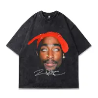 Чорна oversize футболка з великим принтом 2Pac у червоній бандані та білим автографом