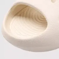Бежеві тапки Future Mold із футуристичним дизайном, вентиляційними отворами та анатомічною підошвою з EVA-піни