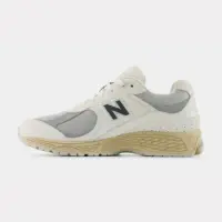 Кросівки New Balance 2002R Running Shoes (White/Beige)